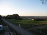 18 : 48