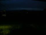 22 : 00