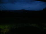 04 : 00