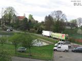 07 : 04