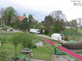 16 : 00