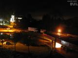 02 : 00