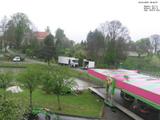 09 : 48