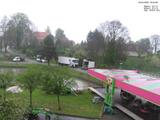 18 : 44