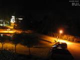 03 : 00