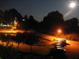 03 : 00