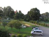 06 : 44