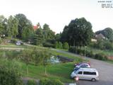 18 : 52