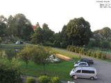 06 : 44
