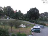07 : 00