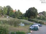 18 : 52