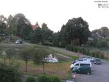 06 : 32
