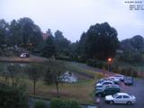 06 : 00