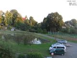 18 : 48