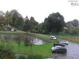 09 : 00