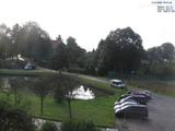 09 : 44