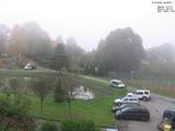 09 : 36