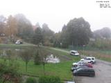 09 : 48