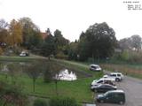 14 : 00