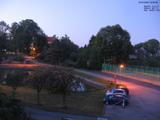 04 : 32