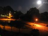 23 : 00