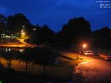04 : 00