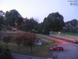 04 : 32