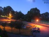 04 : 00