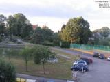 05 : 48