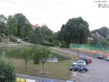19 : 48