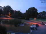 04 : 44