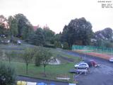 06 : 32