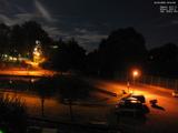 23 : 04