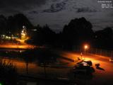 02 : 00