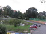 06 : 48
