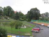 09 : 40