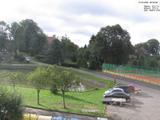 08 : 32