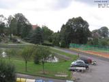 09 : 12
