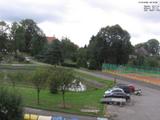 09 : 16