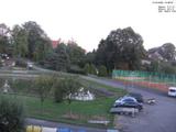 19 : 48
