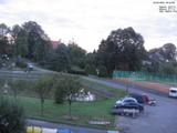 06 : 44