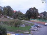 19 : 52