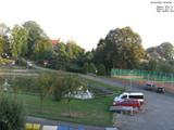 18 : 52