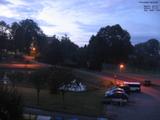 06 : 04