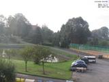 08 : 00