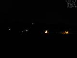 03 : 00