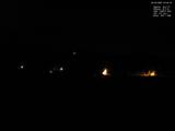 03 : 04