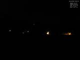 03 : 00