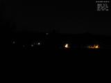22 : 00