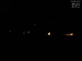 03 : 00